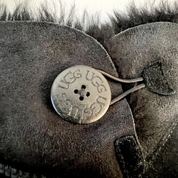 UGG Australia Mini Bailey Button II Logo Boots Black Size 7 Suede Shearling - Picture 3 of 10